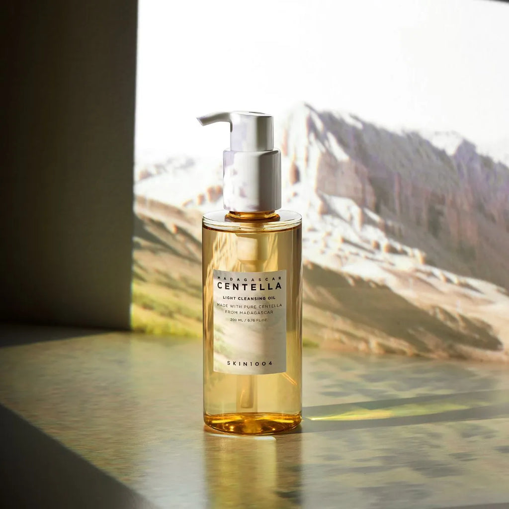 SKIN1004 Madagascar Centella Light Cleansing Oil